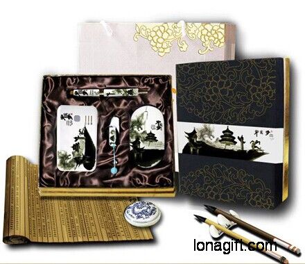 移動(dòng)電源禮盒四件套